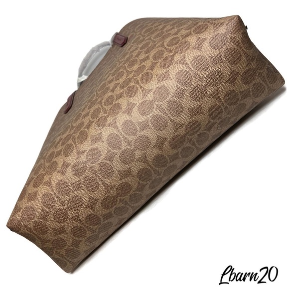 Coach 338775 Signature Heritage Horse and Carriage MultiColor Tote Bag NWT Macys - Picture 9 of 13